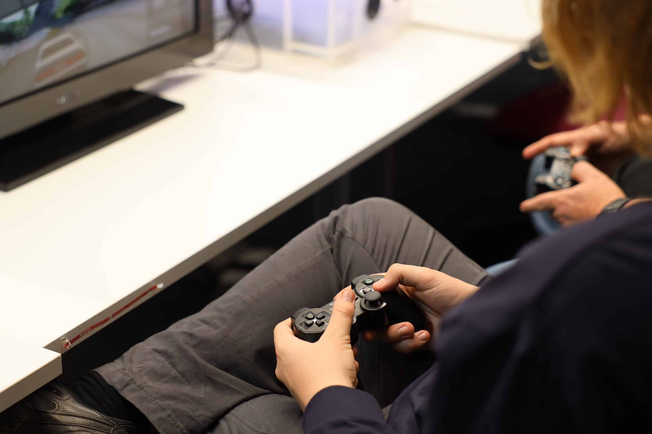 Gaming Simple Five Must-Play 2025 Game Releases For Students - MetStudios